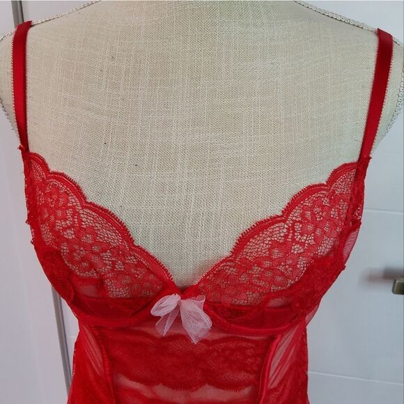 Victoria's Secret Red Lace Unlined Corset Teddy Size 36C - Picture 3 of 9